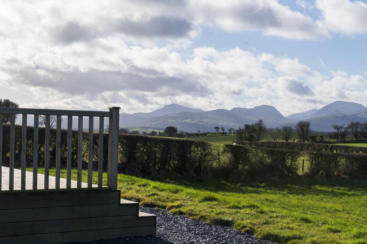 Waenfechan Glamping With Hot Tubs Colwyn Bay Exterior foto